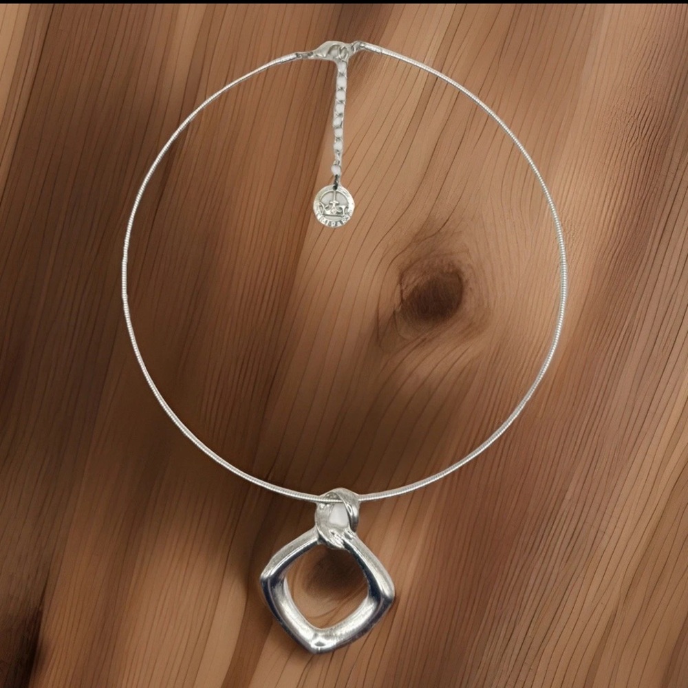 Women’s Signed Crown Trifari Silver Tone Necklace